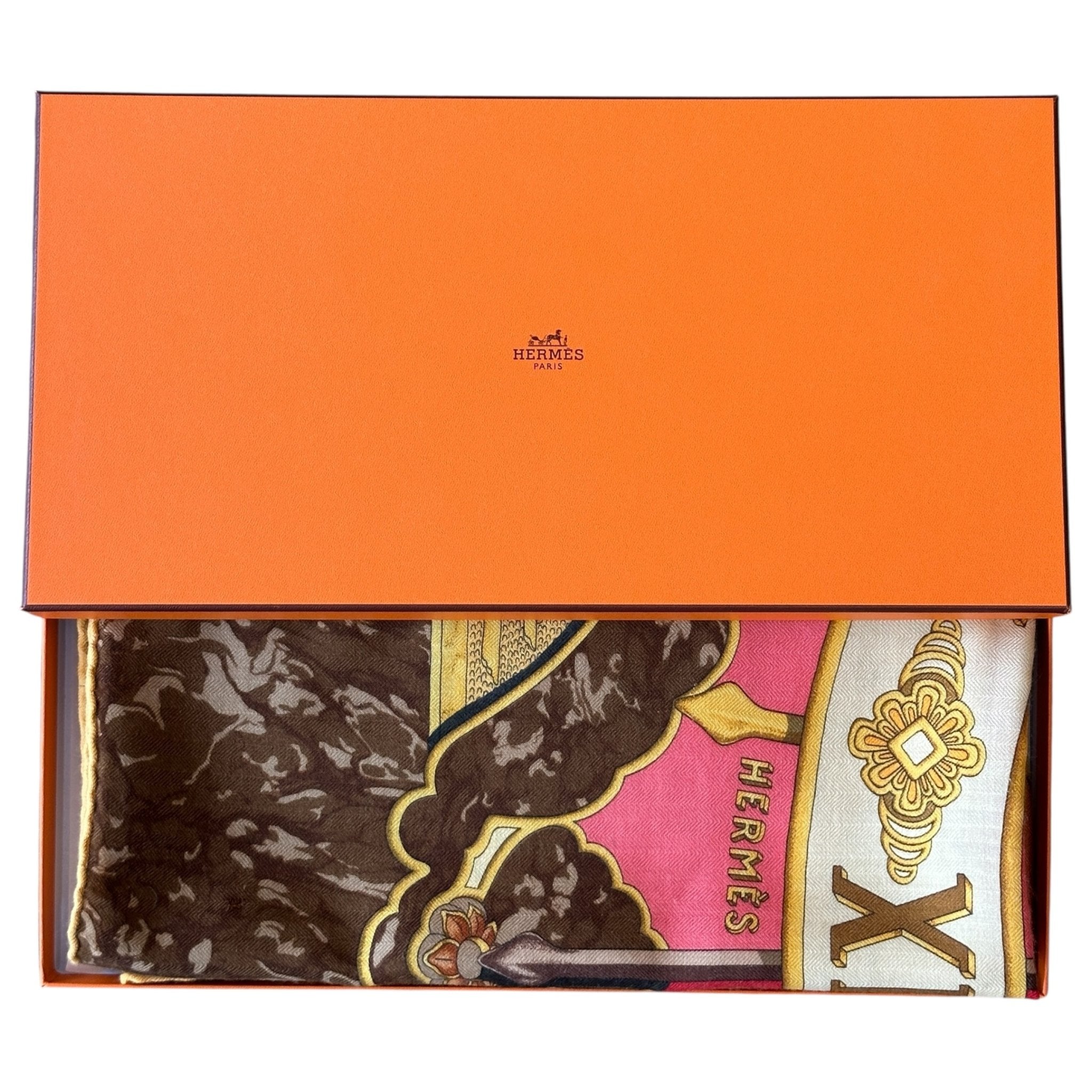 foulard Hermès en cachemire Hermès gloria soli avec boite