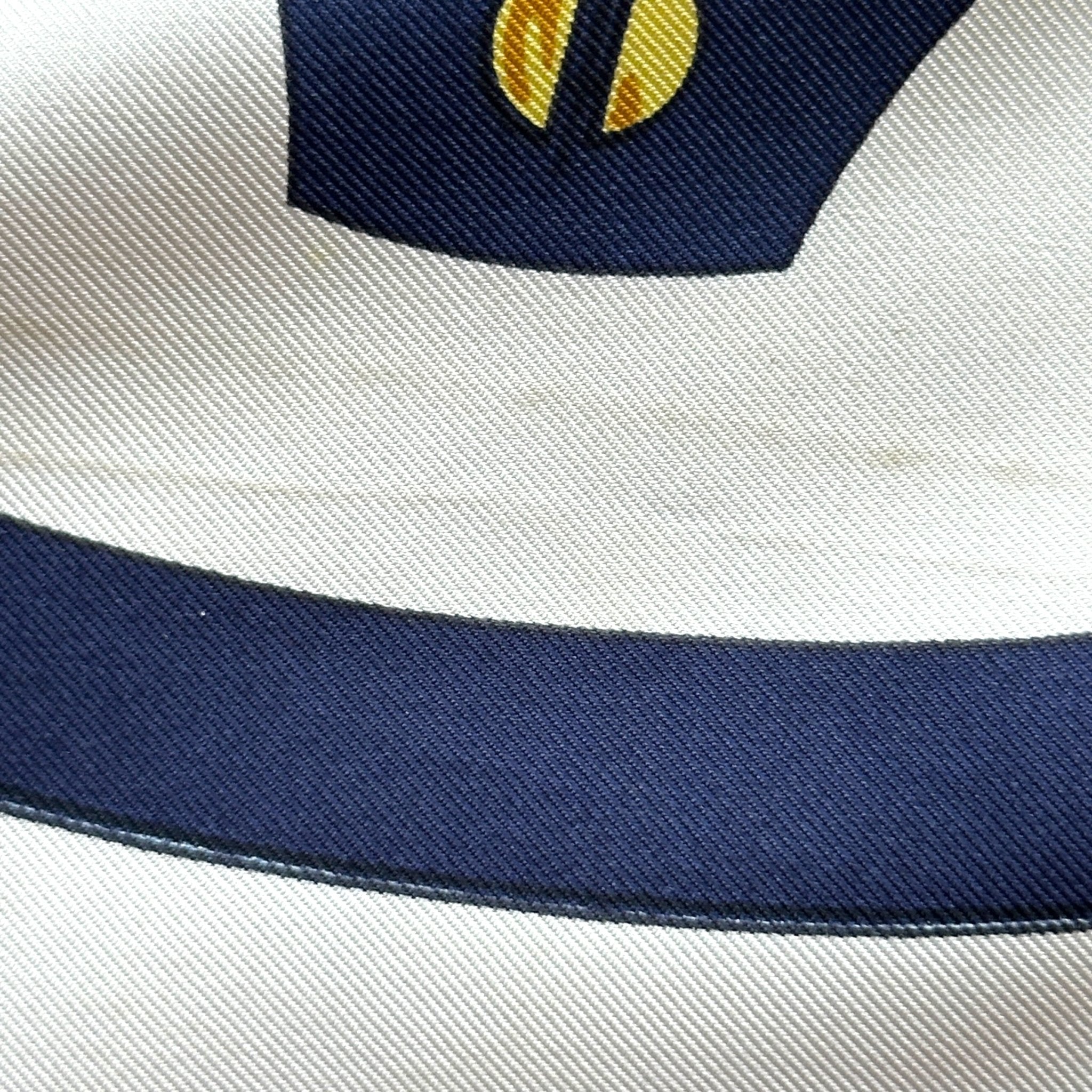 Gold Spur – HERMÈS SCARF 90 – Blue & Gold