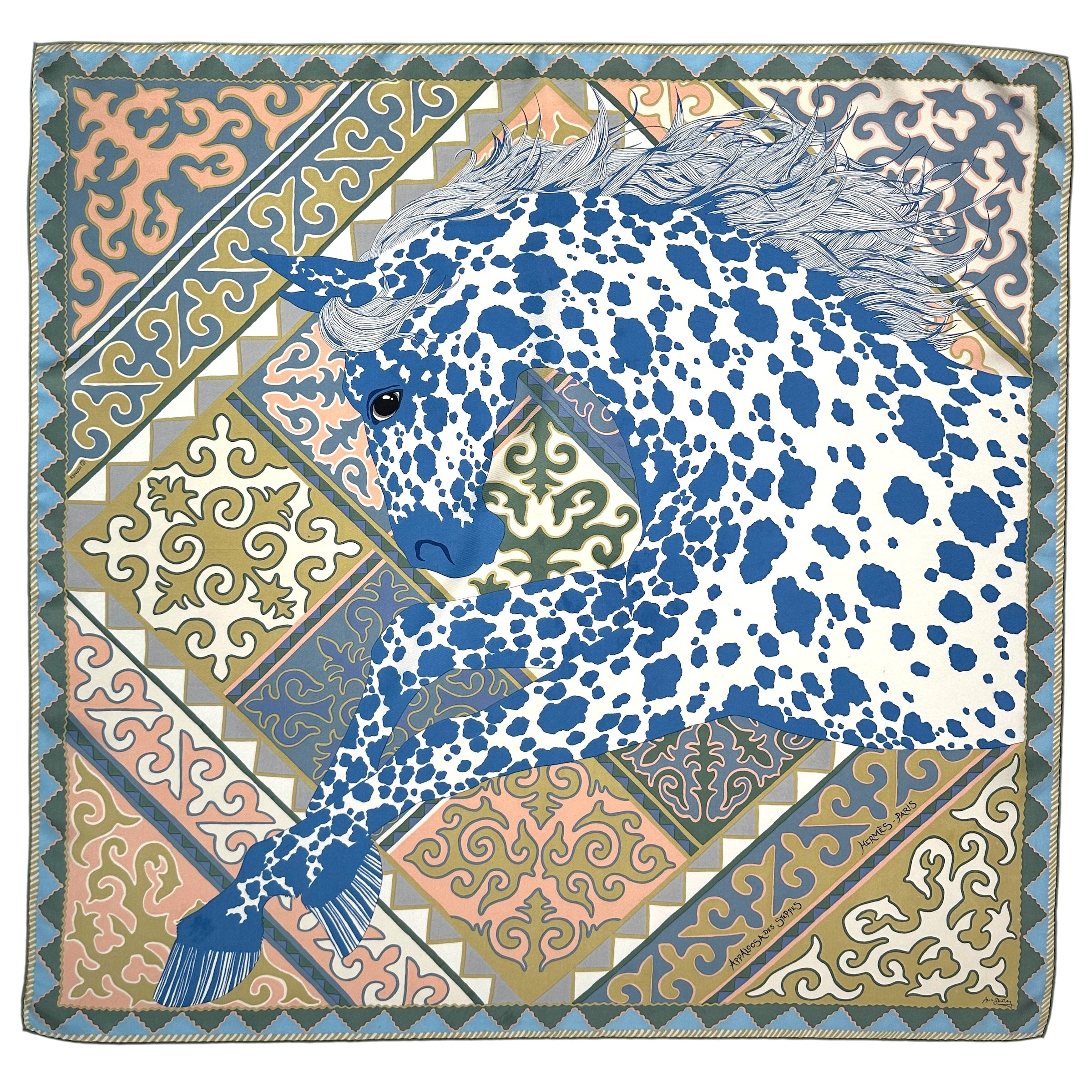 Carré Hermès Appaloosa des Steppes Alice Shirley 90 cm soie vue à plat