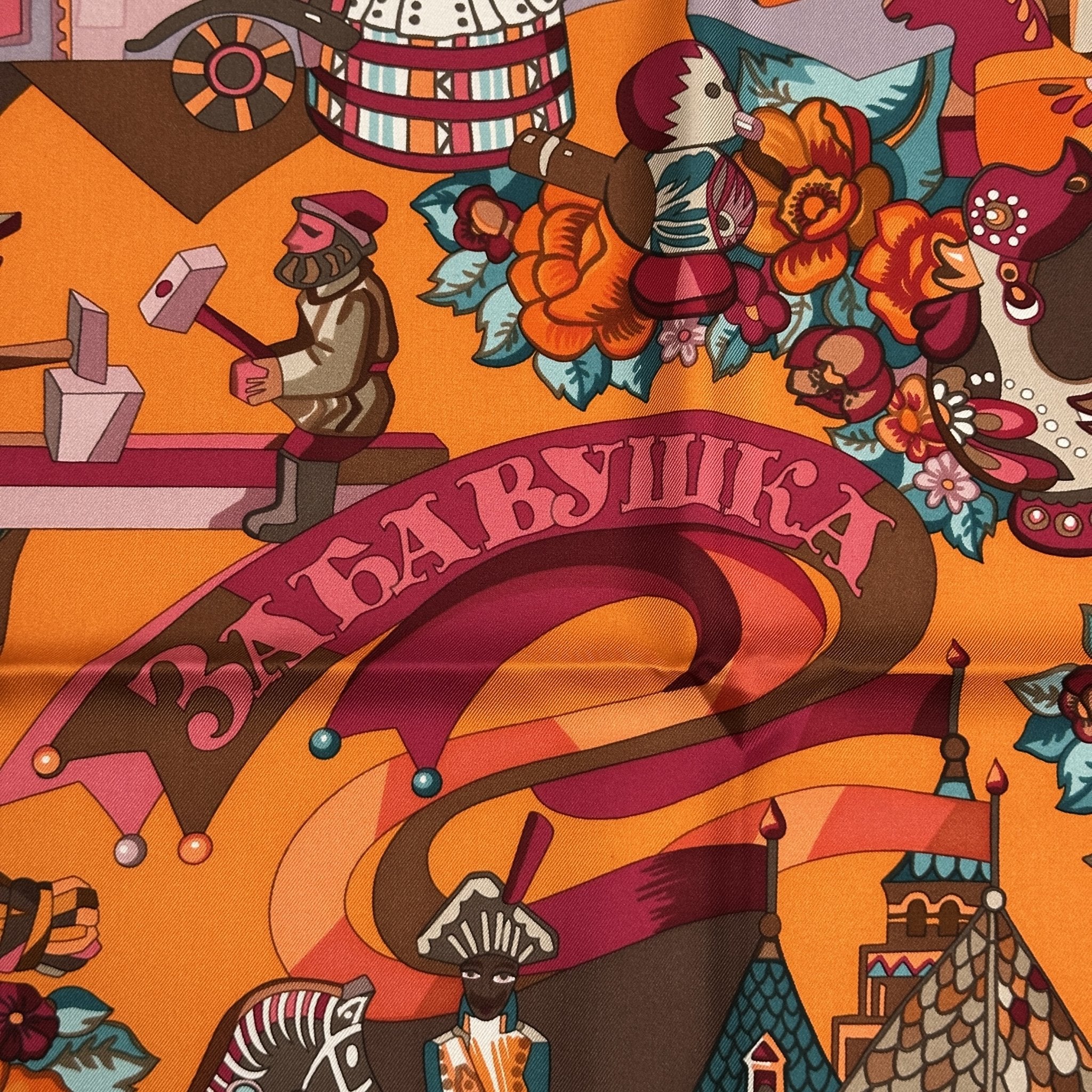foulard hermes zabavushka rose rouge et marron