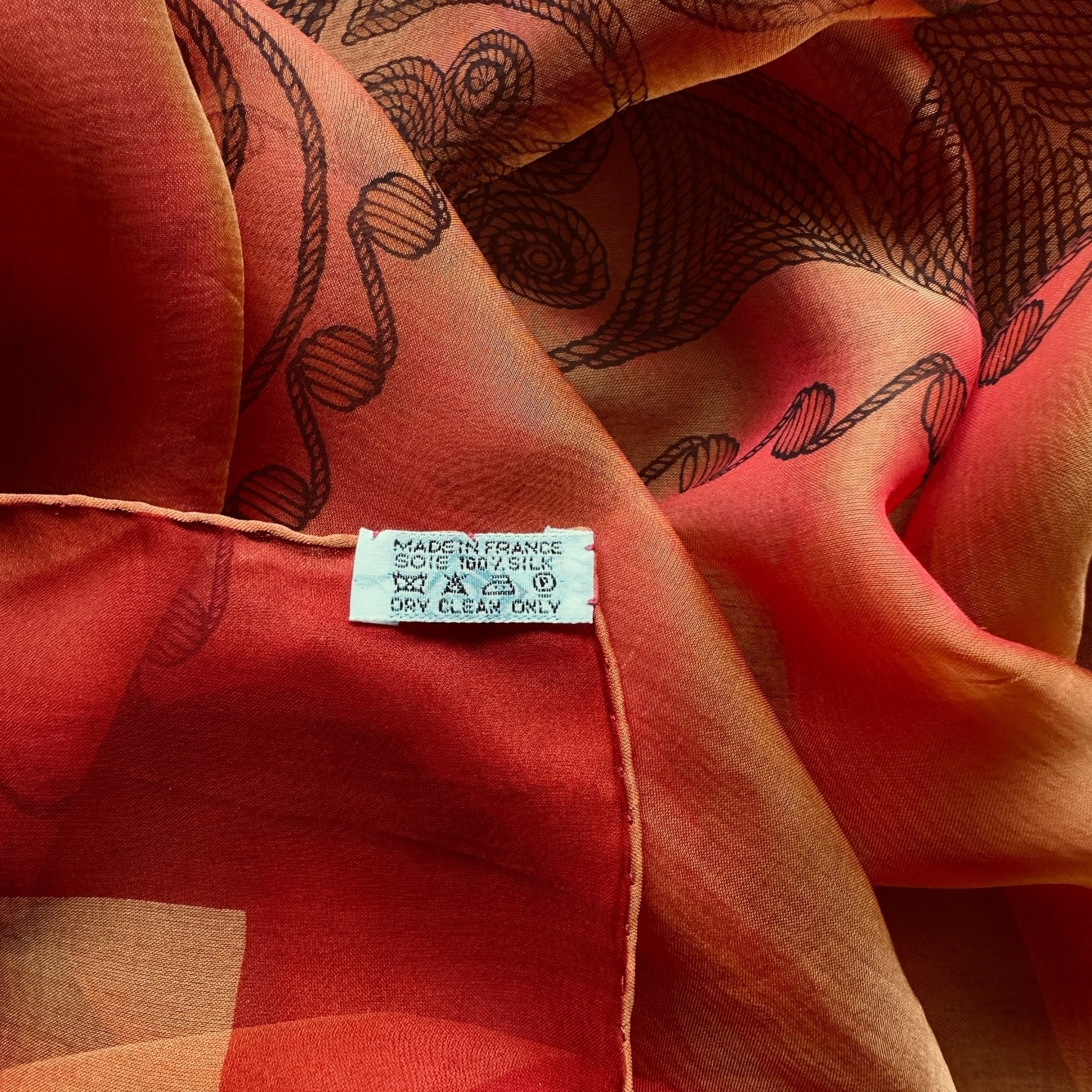 Étiquette de composition Hermès – Mousseline 100 % soie