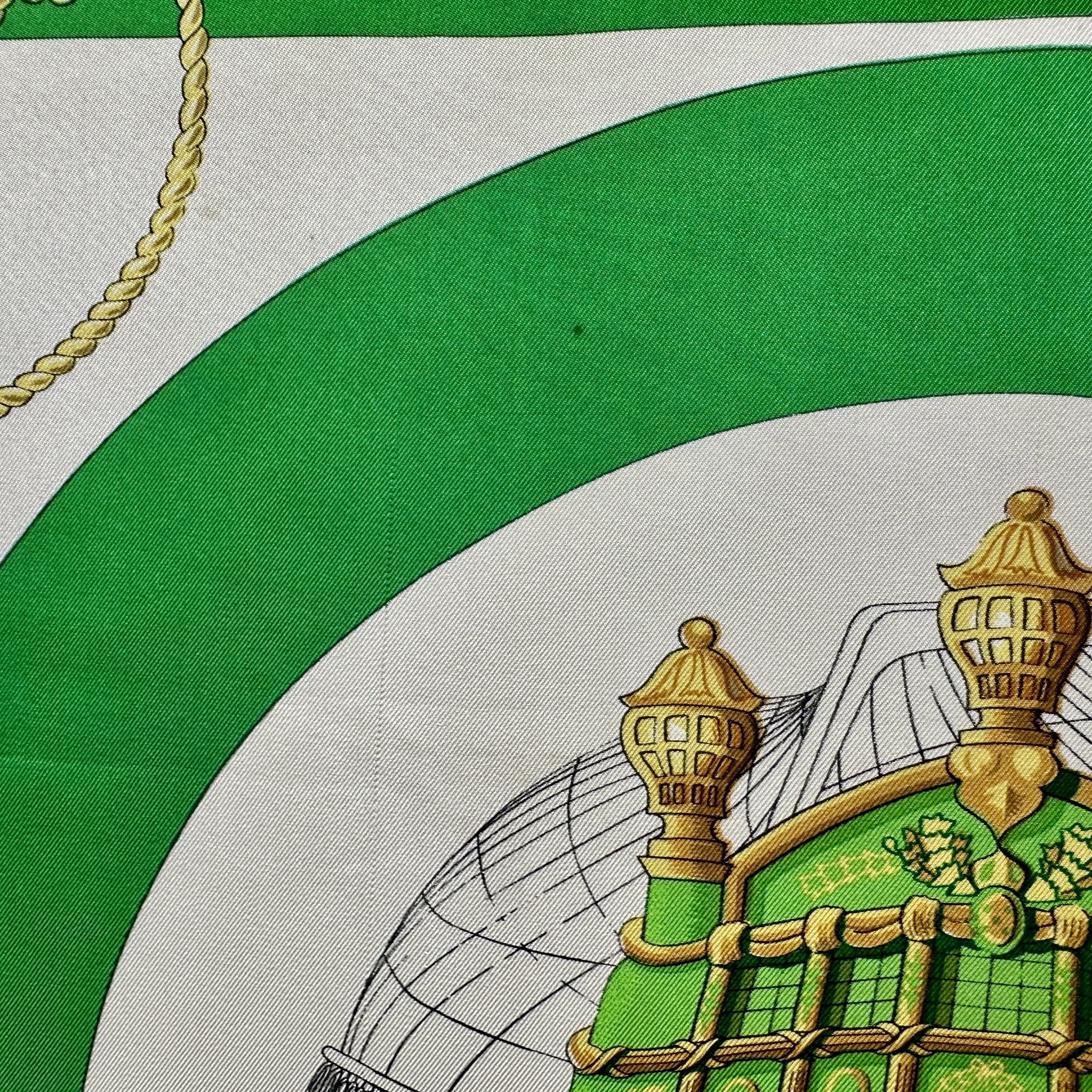 Zoom sur un micro tâche sur fond vert