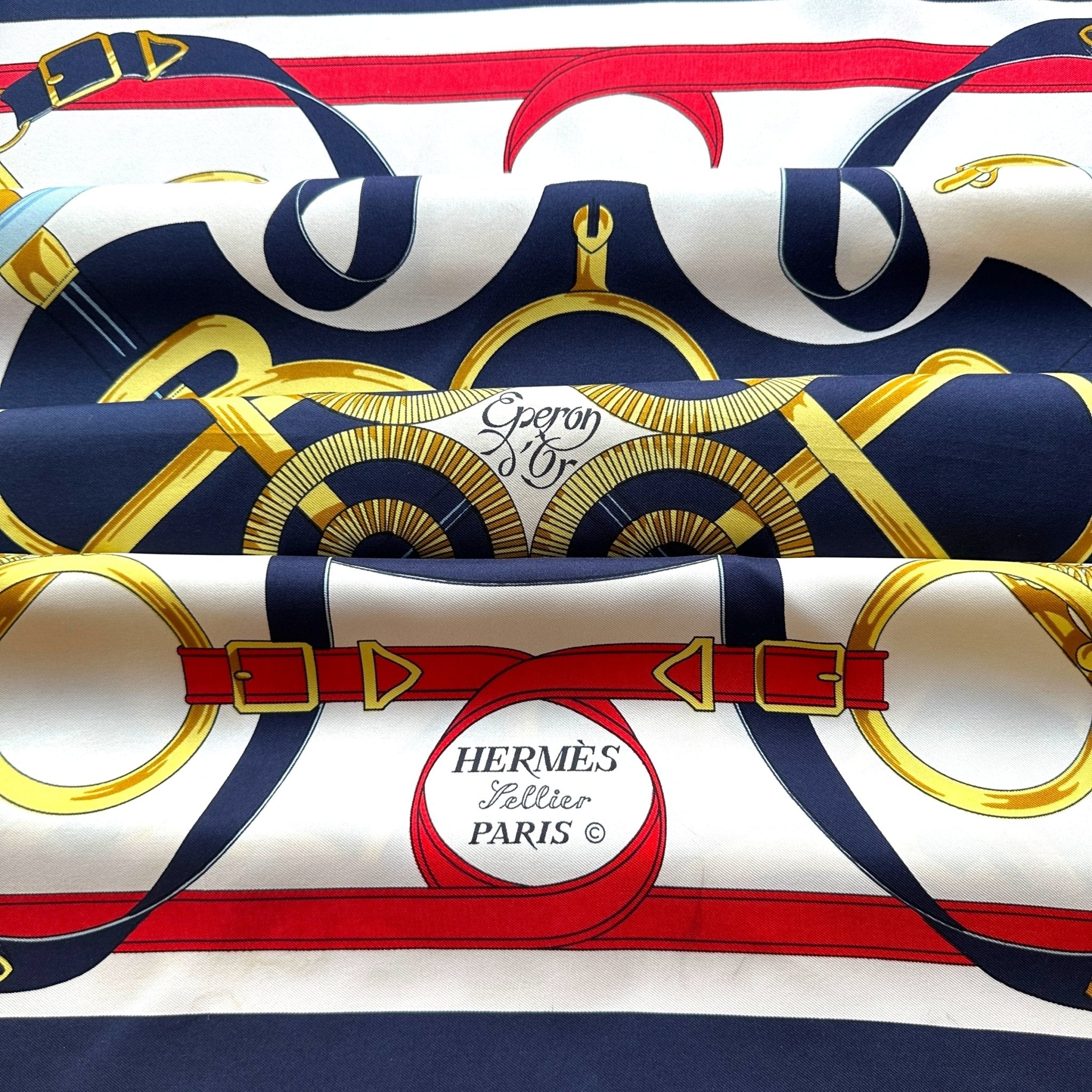 Éperon d’Or – FOUALRD HERMÈS 90 – Bleu & Or
